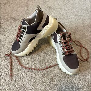 Steve Madden Brown and Cream Chunky Sneakers